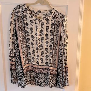 Flower light soft Loft Blouse